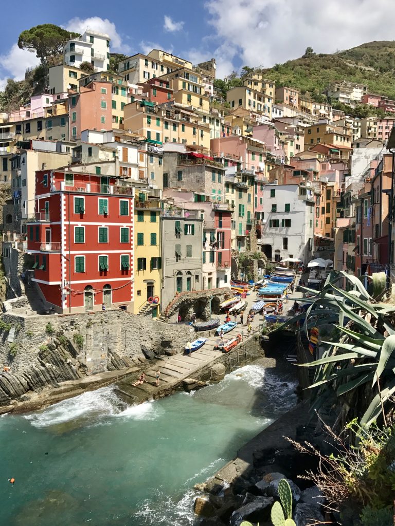 Cinque Terre: delightful tiny hamlets perched on hills and inlets ...